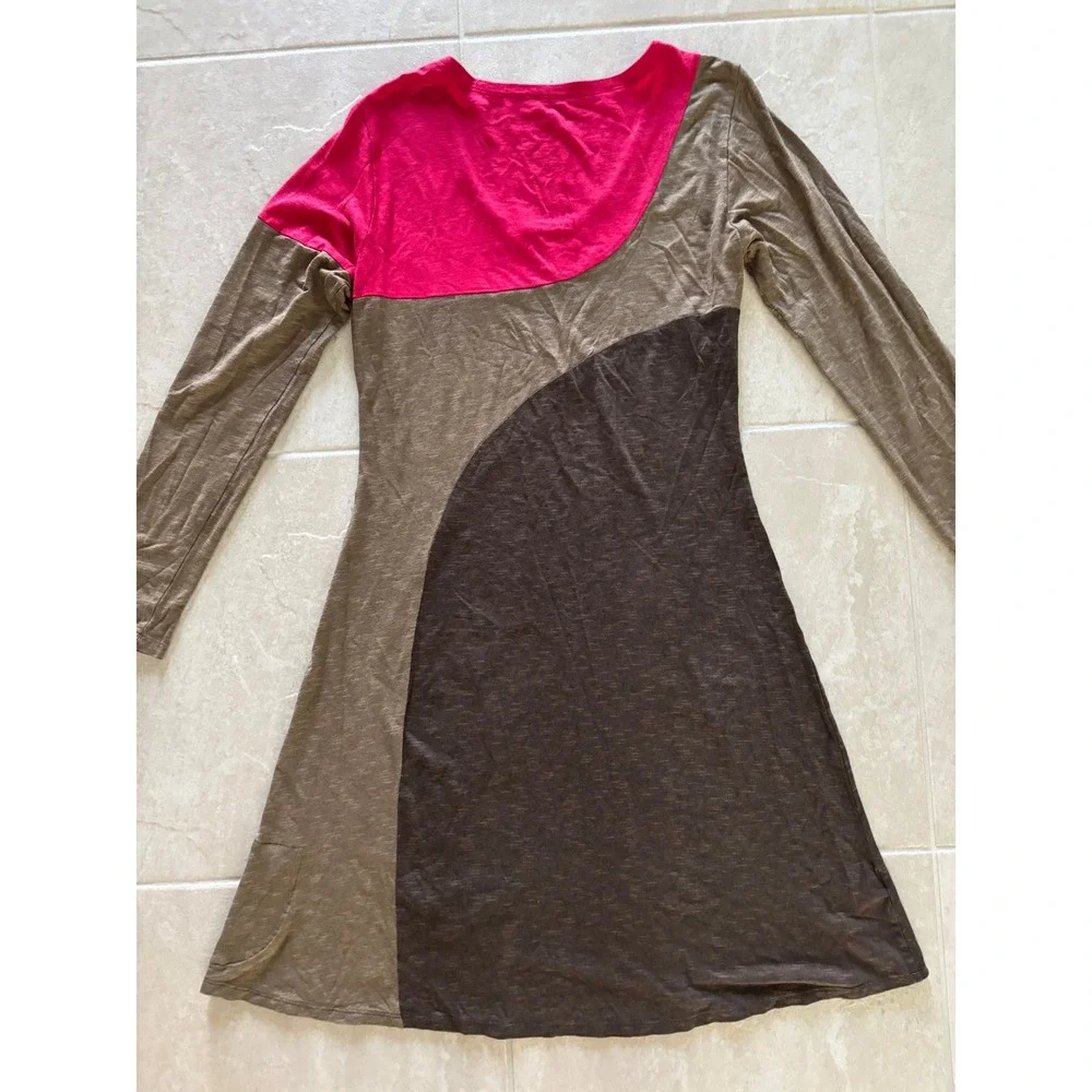 Horny Toad Dress Womens Medium Long Sleeve Sporty Minimalist Stretch Knit Active